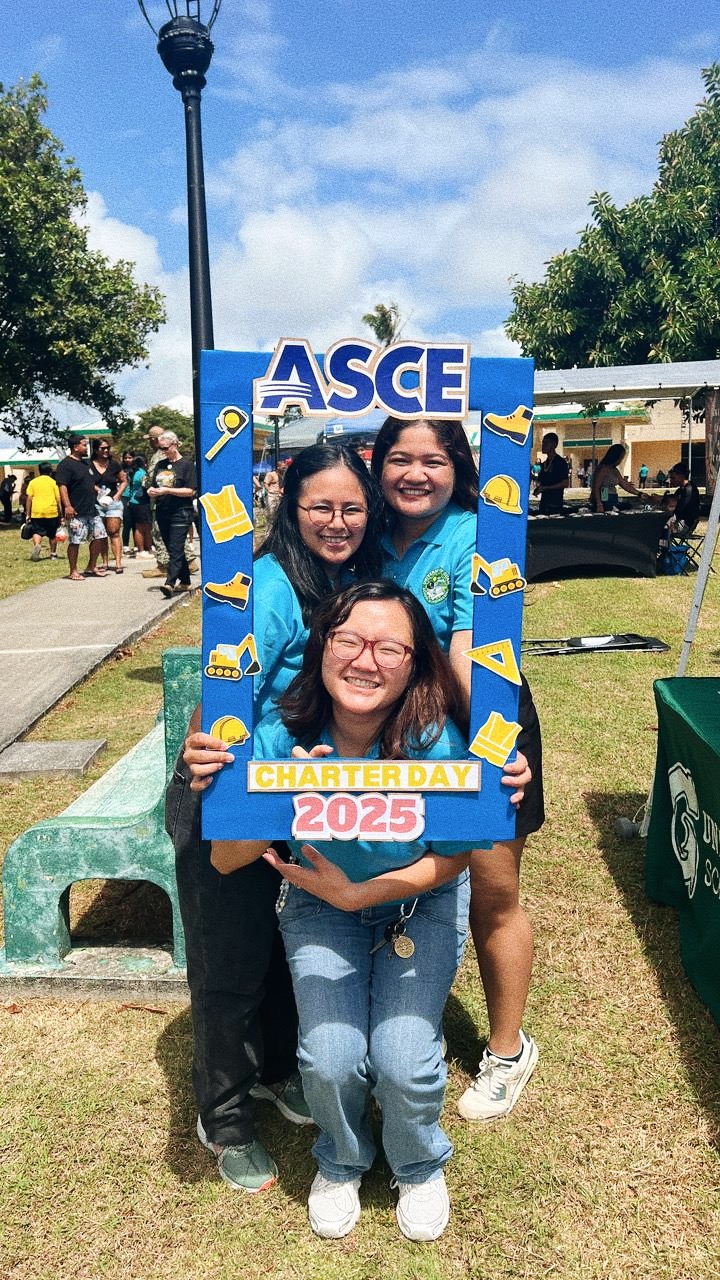 Photo of ASCE members