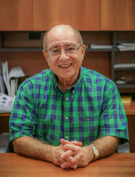 Photo of Dr. Khosrowpanah