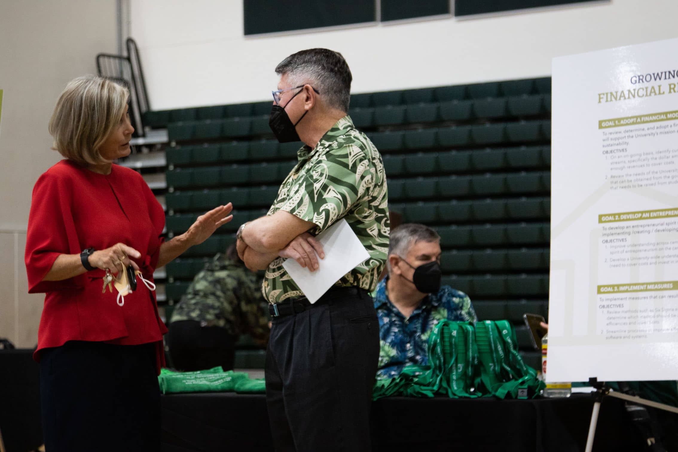 Cathleen Moore-Linn and UOG President Thomas Krise