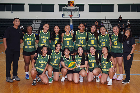 Group photo of the Lady Tritons basketball team