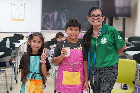 Clarissa Barcinas with 4-H camp participants