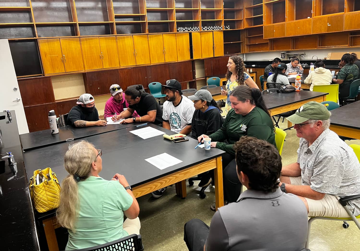 A working group of land management representatives