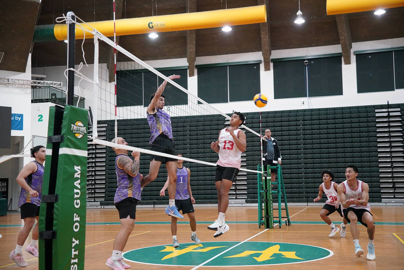 Monarchs versus Big Digs Volleyball championship game