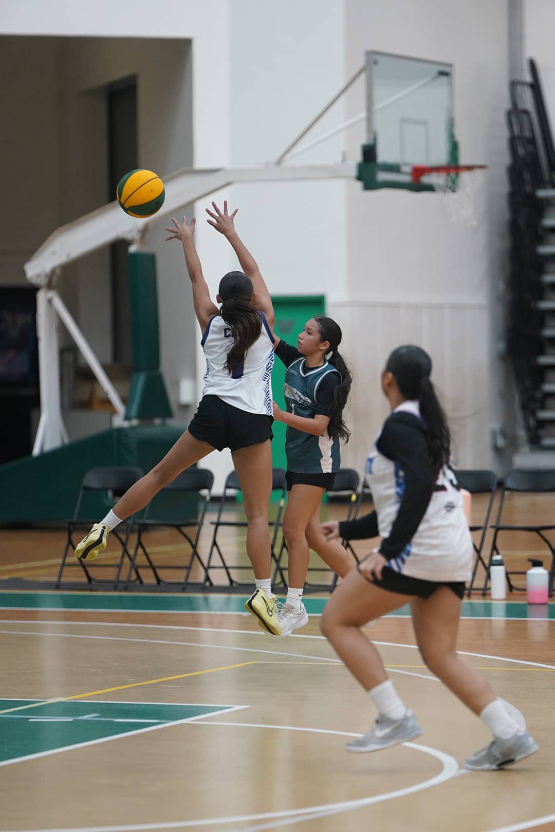Action shot 2