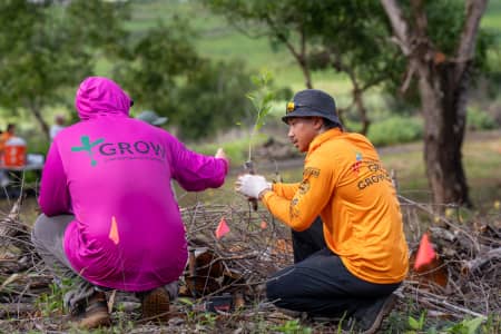 Two people from the G3 GROW Corps