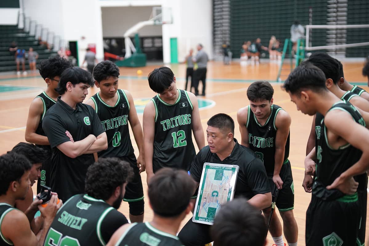 Tritons strategizing