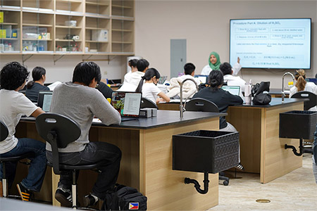 The SC250 chemistry lab can now accommodate 18 more students with its newly upgraded lab benches.